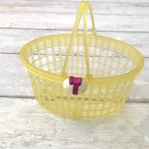 Easter Basket Kids Mini Yellow Plastic Holiday Toy Egg Detail 6x5in